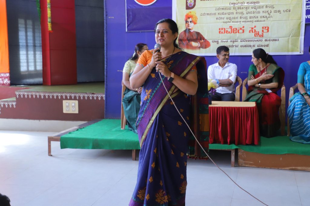 ವಿದ್ಯೆಯ ಜೊತೆಗೆ ವಿನಯತೆ ಮುಖ್ಯ: ಕೆ ನಿವೇದಿತಾ ಎಮ್ ಕಾಮತ್;