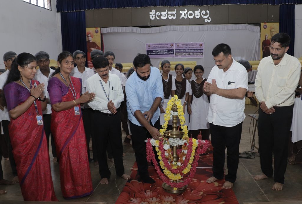 ವಿವೇಕಾನಂದ ಪದವಿ ಕಾಲೇಜಿನಲ್ಲಿ ‘ಸ್ವಾದಸಂಭ್ರಮ-2026’ ಆಹಾರ ಮೇಳ;
